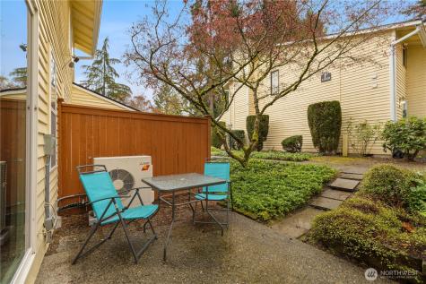 12024 101 Avenue NE Kirkland WA 98034