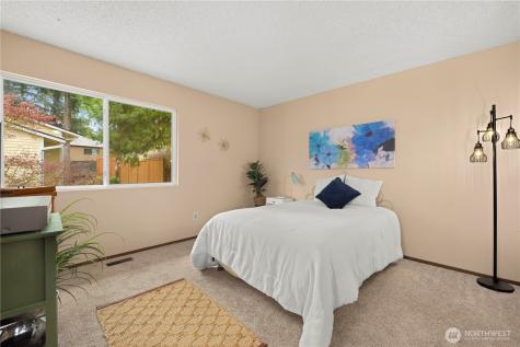 12024 101 Avenue NE Kirkland WA 98034