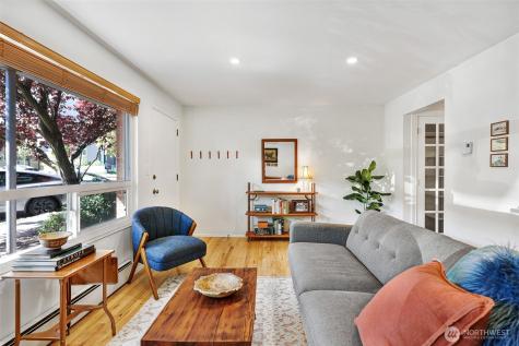 4710 Dayton Avenue N Seattle WA 98103