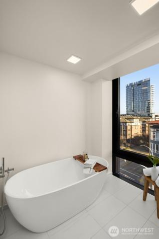 999 110th Avenue NE Bellevue WA 98004