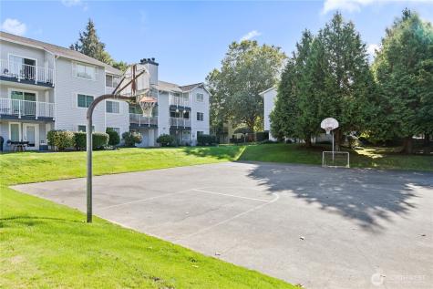 7453 Newcastle Golf Club Road Newcastle WA 98059