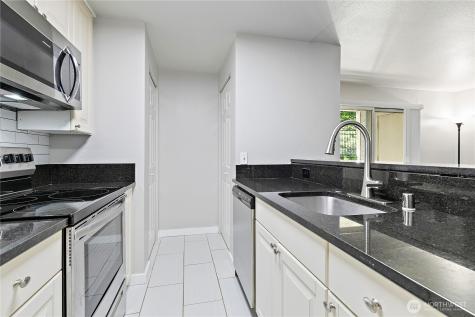 7453 Newcastle Golf Club Road Newcastle WA 98059