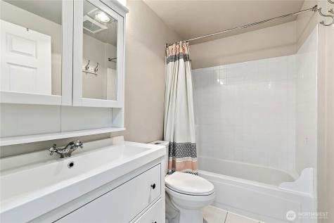 7453 Newcastle Golf Club Road Newcastle WA 98059