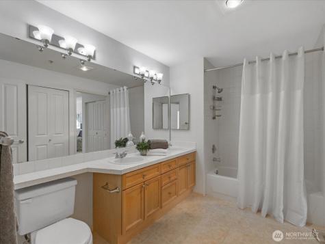 2244 132nd Avenue SE Bellevue WA 98005