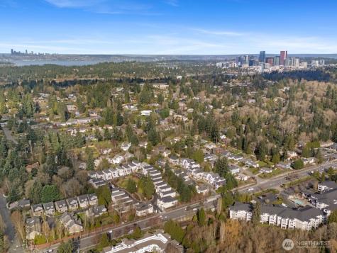 2244 132nd Avenue SE Bellevue WA 98005