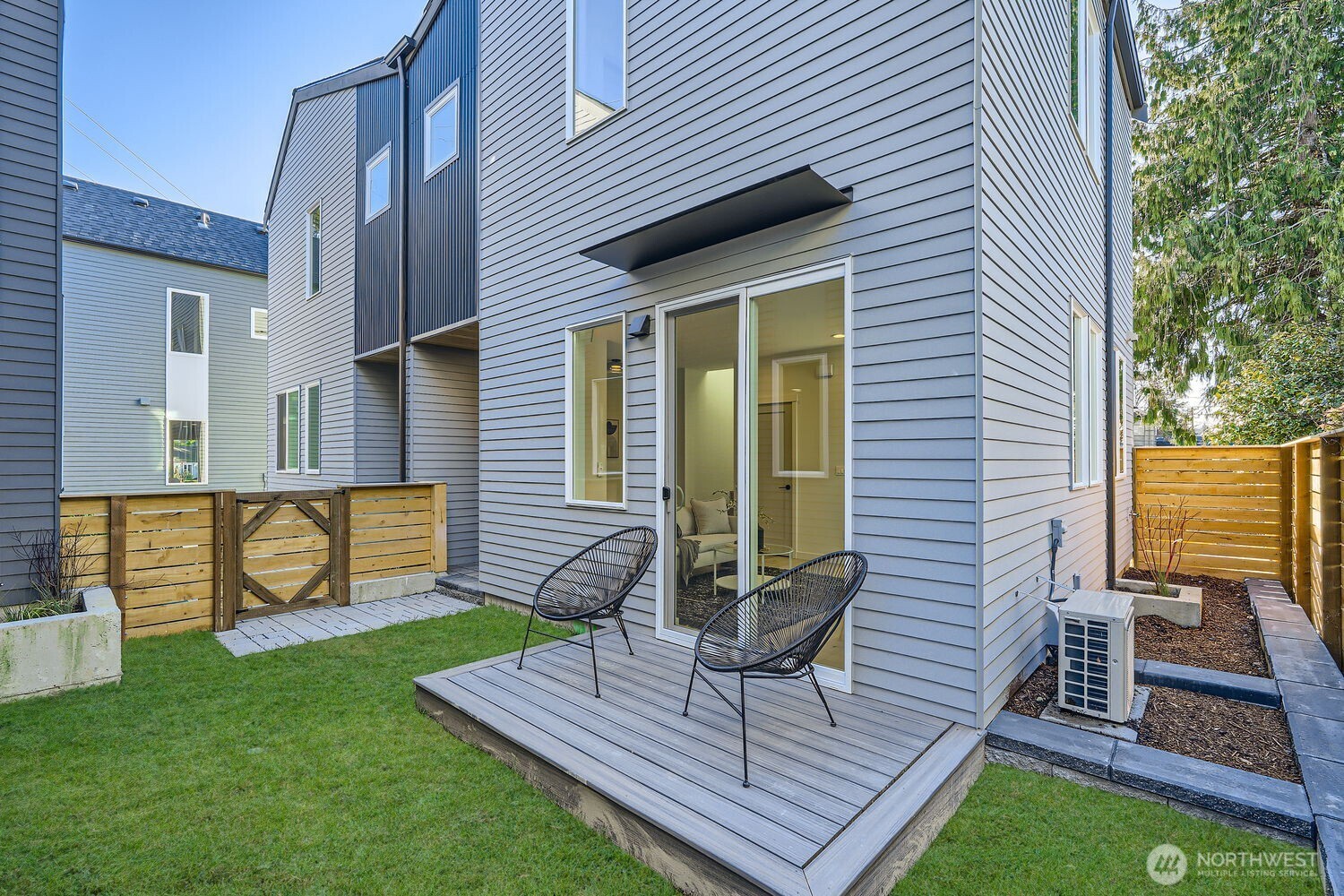8469 Seward Park Avenue S Seattle WA 98118