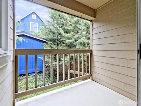 18523 68th Avenue NE Kenmore WA 98028
