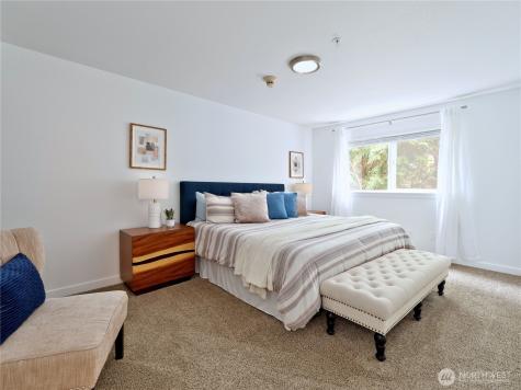 18523 68th Avenue NE Kenmore WA 98028