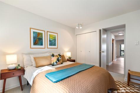 10419 NE 32nd Place Bellevue WA 98004