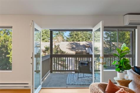 10419 NE 32nd Place Bellevue WA 98004