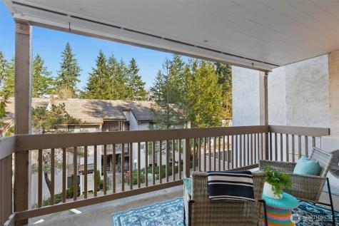 10419 NE 32nd Place Bellevue WA 98004