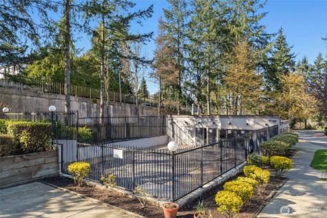 10419 NE 32nd Place Bellevue WA 98004