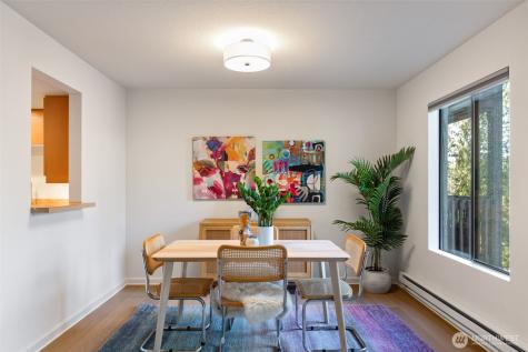 10419 NE 32nd Place Bellevue WA 98004