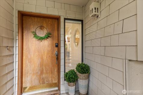 3921 108th Avenue NE Bellevue WA 98004