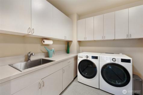 1388 Alki Avenue SW Seattle WA 98116