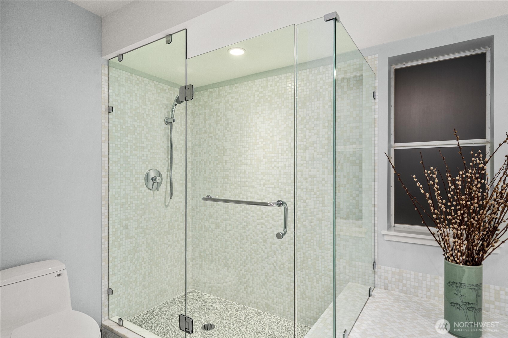11122 NE 41st Drive Kirkland WA 98033