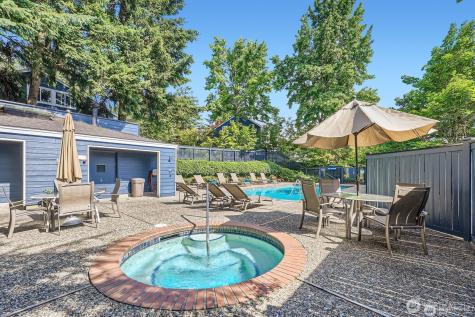 11122 NE 41st Drive Kirkland WA 98033