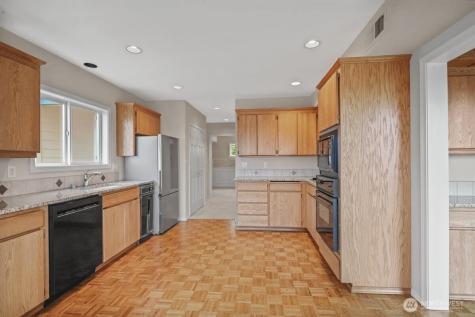 126 Cormorant Drive Steilacoom WA 98388