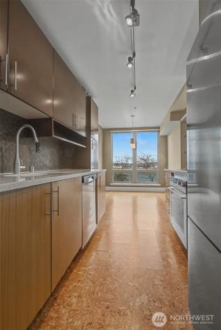 500 5th Avenue W Seattle WA 98119