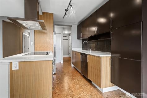 500 5th Avenue W Seattle WA 98119