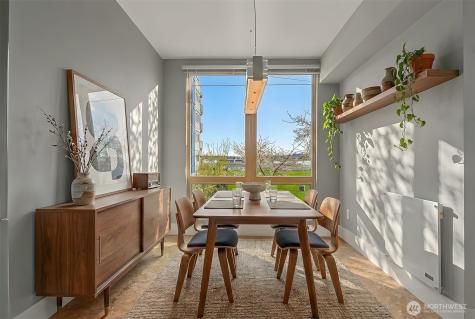 500 5th Avenue W Seattle WA 98119