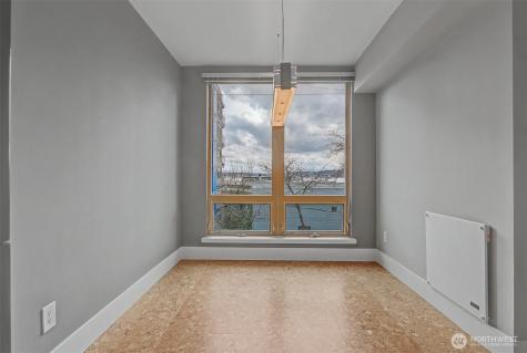 500 5th Avenue W Seattle WA 98119