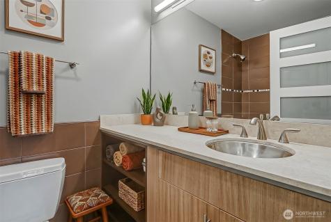 500 5th Avenue W Seattle WA 98119