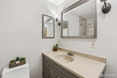 280 NW Newport Way Issaquah WA 98027