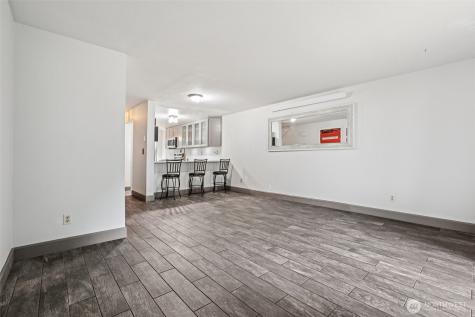 280 NW Newport Way Issaquah WA 98027