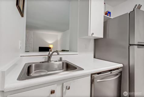 419 S 325th Place Federal Way WA 98003