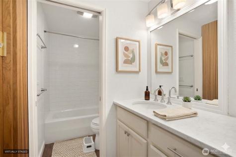 2930 76th Avenue SE Mercer Island WA 98040