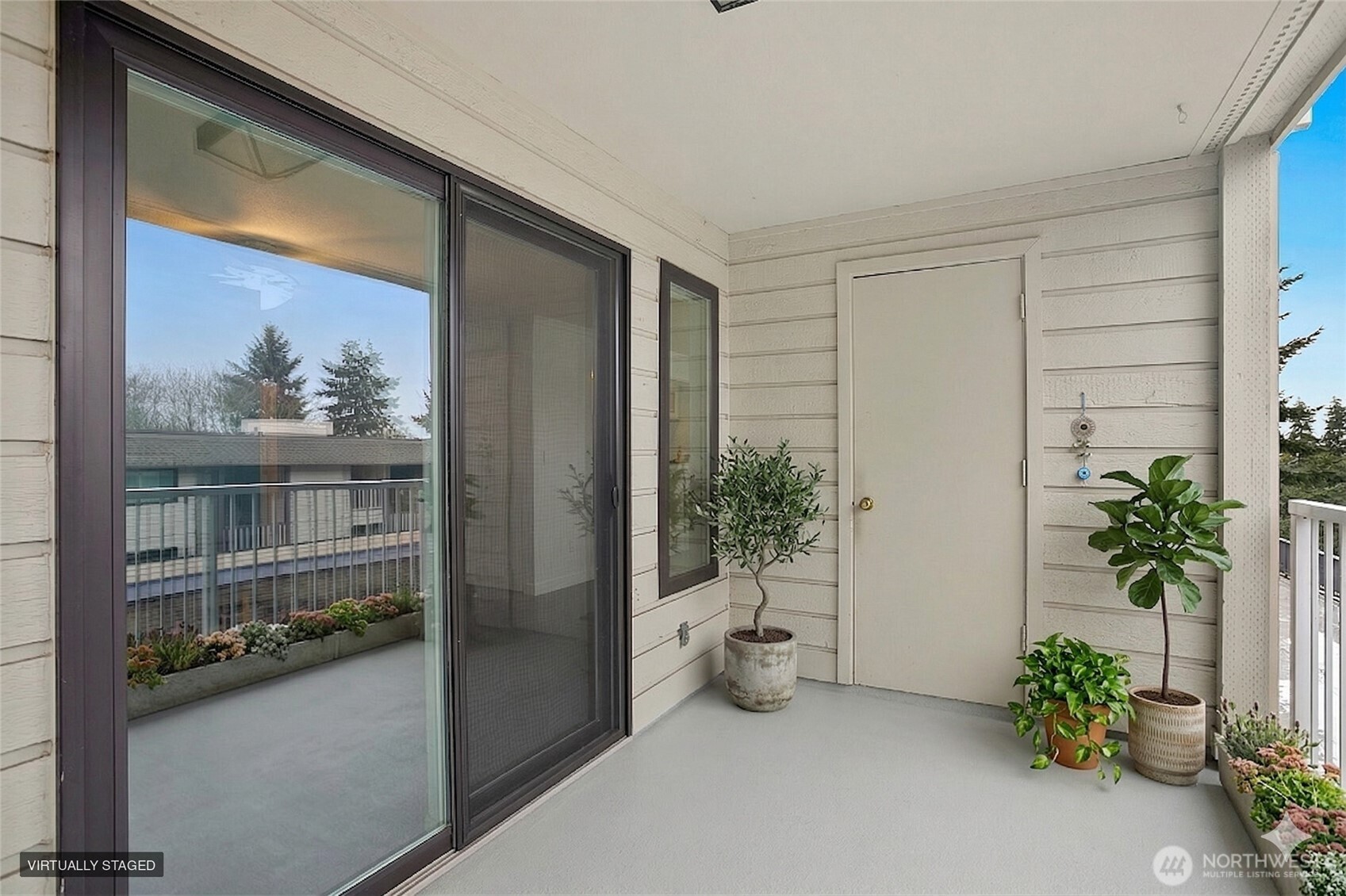 2930 76th Avenue SE Mercer Island WA 98040