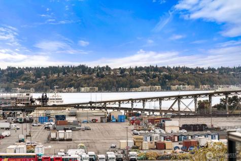 2562 Thorndyke Avenue W Seattle WA 98199