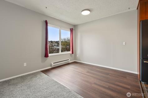 2562 Thorndyke Avenue W Seattle WA 98199