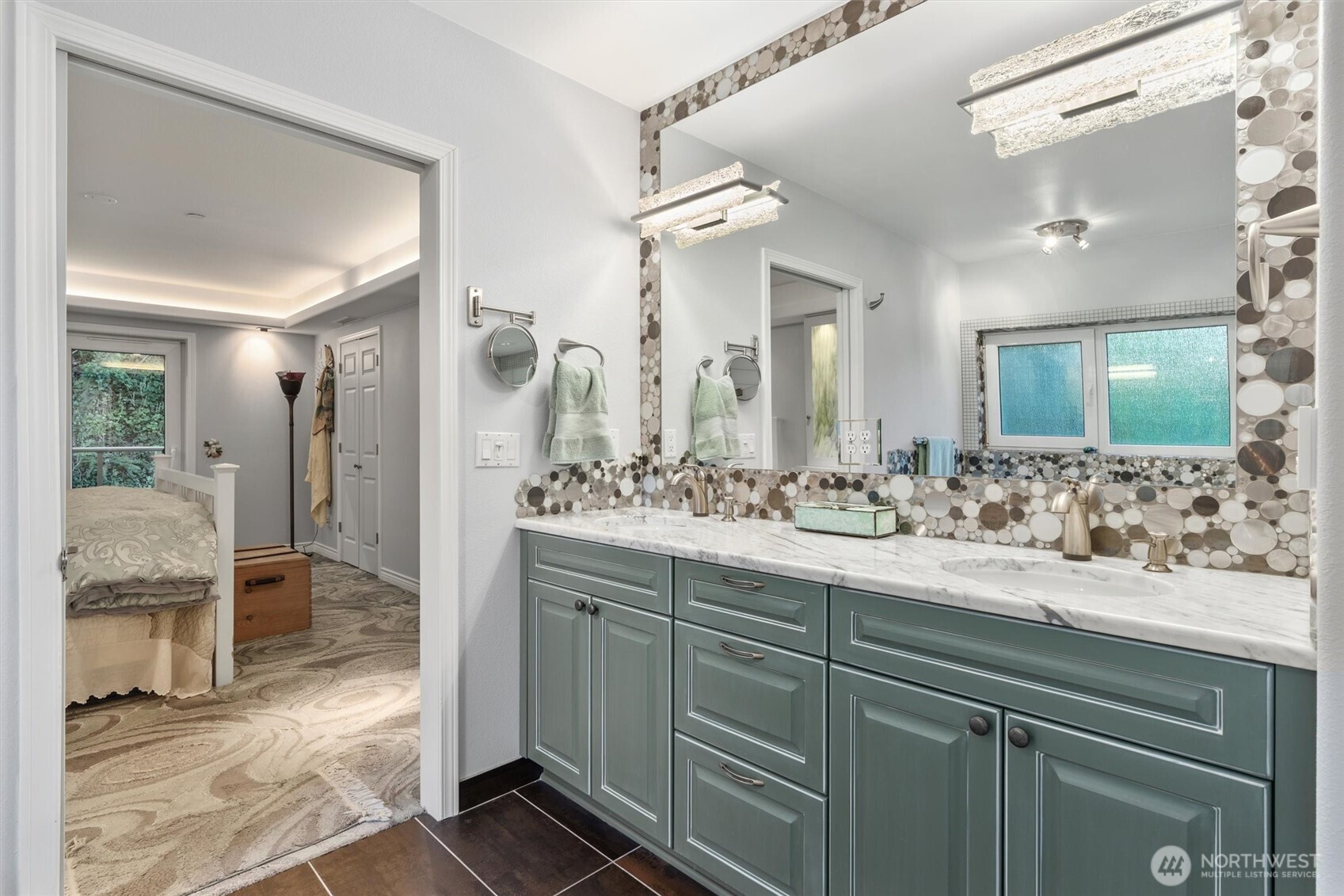 1661 Harbor Avenue SW Seattle WA 98126