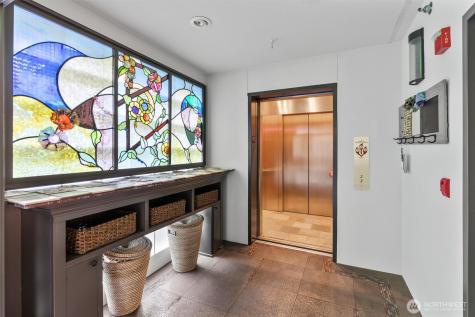 1661 Harbor Avenue SW Seattle WA 98126