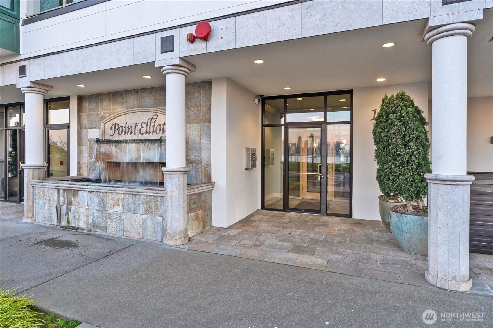 1661 Harbor Avenue SW Seattle WA 98126