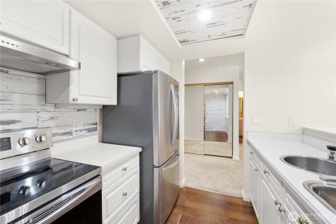 15508 Country Club Drive Mill Creek WA 98012