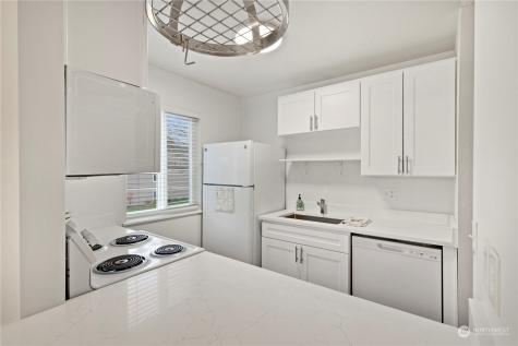 12513 NE 130th Way Kirkland WA 98034