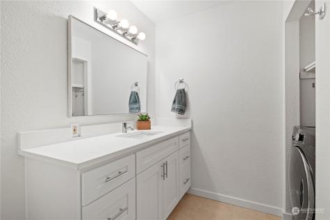 12513 NE 130th Way Kirkland WA 98034