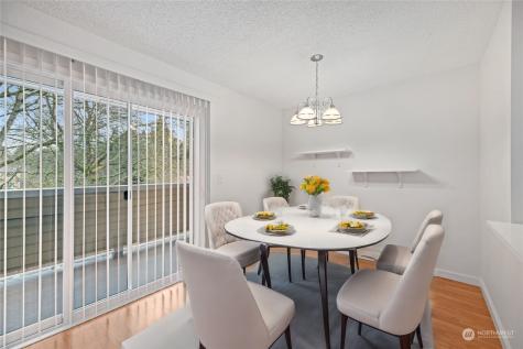12513 NE 130th Way Kirkland WA 98034