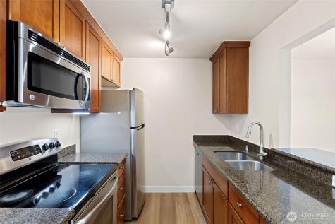 14200 SE 6th Street Bellevue WA 98007