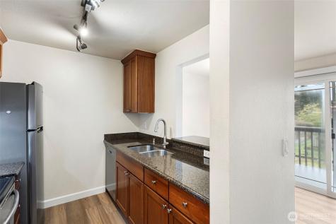 14200 SE 6th Street Bellevue WA 98007