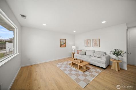 100 Simon Street East Wenatchee WA 98802