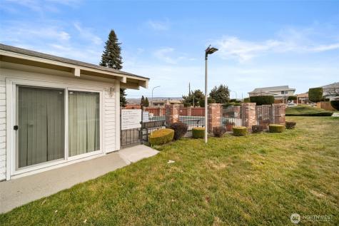 100 Simon Street East Wenatchee WA 98802