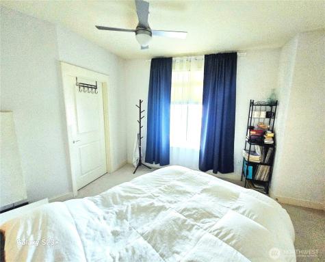 3217 Eastlake Avenue E Seattle WA 98102