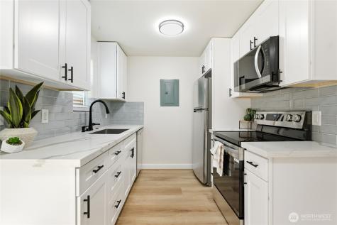 1220 N 137th Street Seattle WA 98133