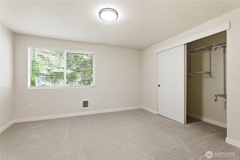 1220 N 137th Street Seattle WA 98133