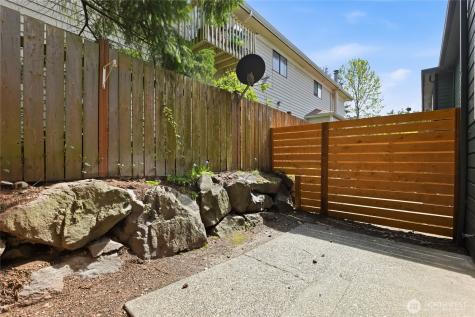 1220 N 137th Street Seattle WA 98133