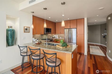 10610 NE 9th Place Bellevue WA 98004